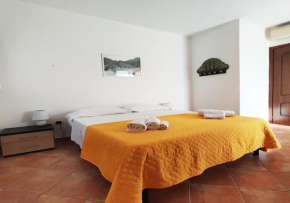 Pgs immobiliare srls Residenza Ugo Bilocale con terrazza attrezzata e posto auto privato La Maddalena